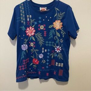 Johnny Was womens M  Embroidered Floral Top Navy blue  chic relaxed round neck